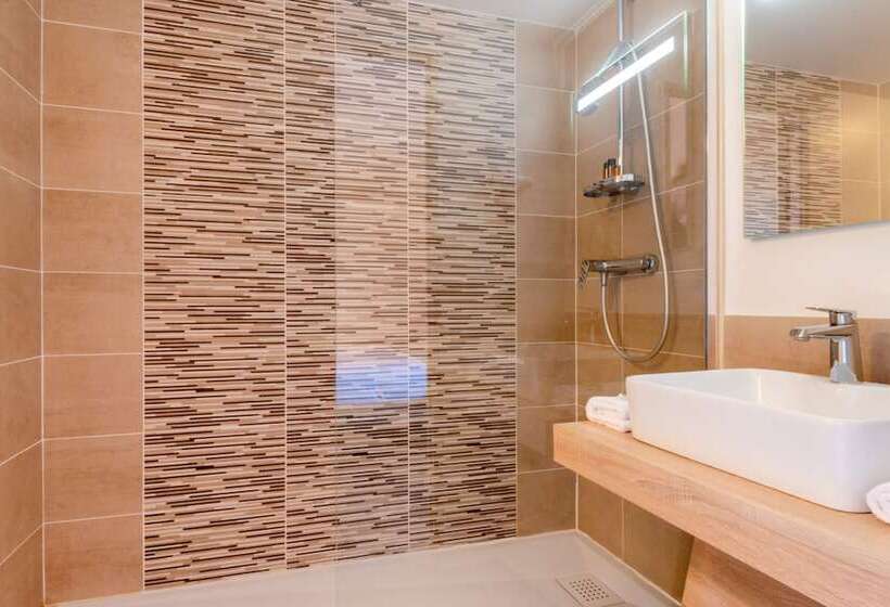 Номер Стандарт, L Empreinte