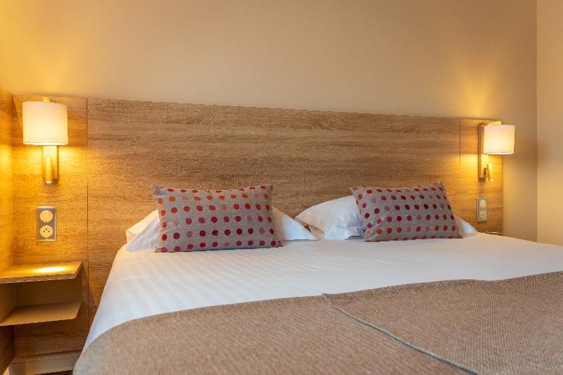 Номер Стандарт, L Empreinte