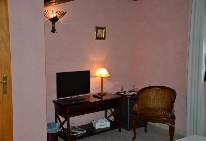 デラックスルーム, La Bergerie Du Cap