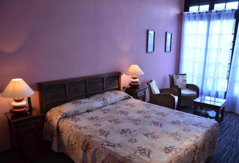 プレステージルーム, La Bergerie Du Cap