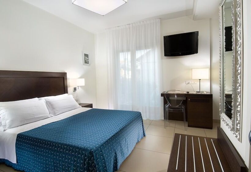 חדר סופריור לארבעה, La Cappuccina