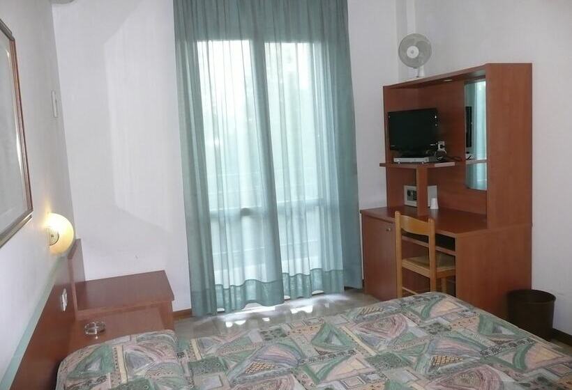 חדר סטנדרט, Darsena