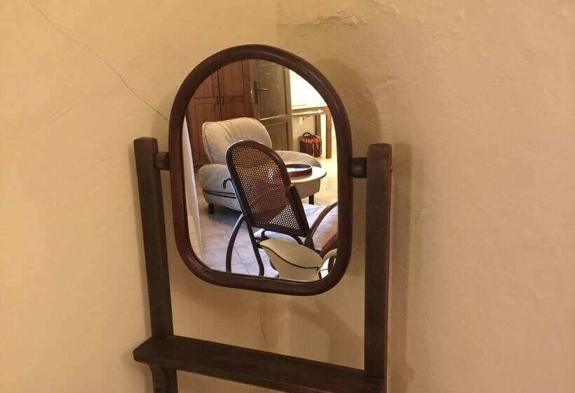 جناح عائلي, La Posada De Berge