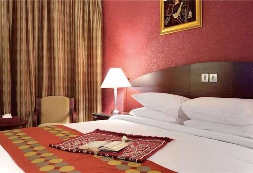 סוויטת ג'וניור, Al Muna Kareem Hotel Ex Leader