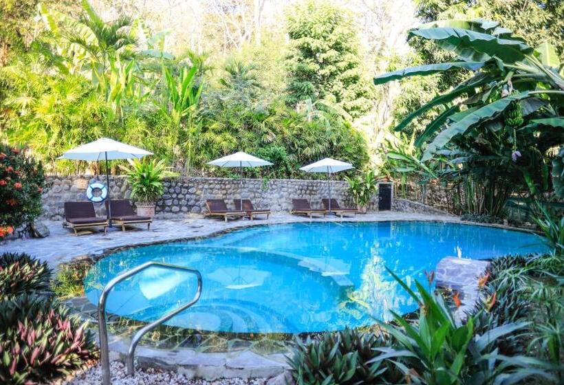 침실 1개 풀장 전망 아파트, Manala