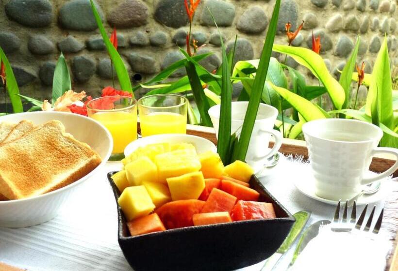 스탠다드 룸 킹사이즈 침대, Manala