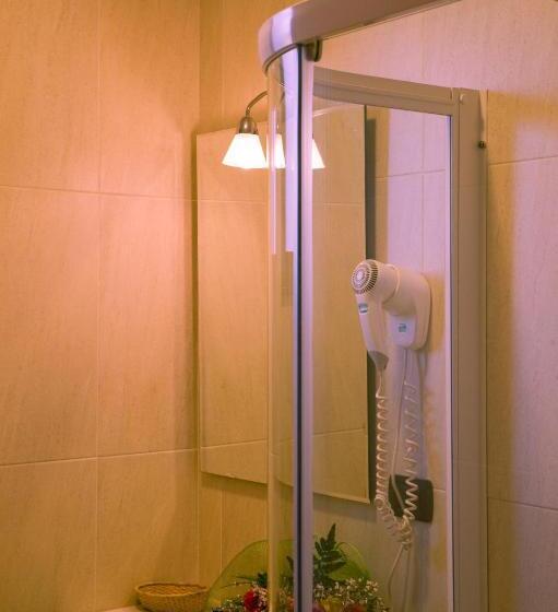 스탠다드 트리플 룸, Ristorante Tre Leoni