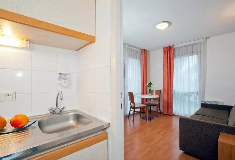 آپارتمان 1 خوابه, Séjours & Affaires Nantes La Beaujoire
