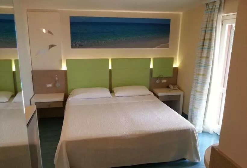 Standard-huone Puutarhanäkymä, Villaggio Il Gabbiano