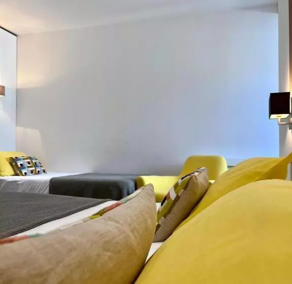 اتاق استاندارد سه نفره, Le Cornouaille Hotel & Spa