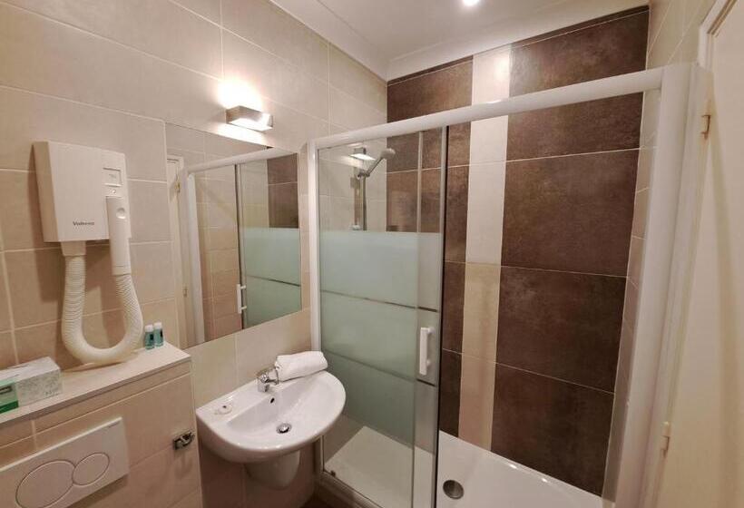 带观景的标准工作室, Residence Veles Plage