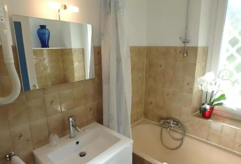 Huoneisto 1 Makuuhuone Pohjakerros, Residence Veles Plage