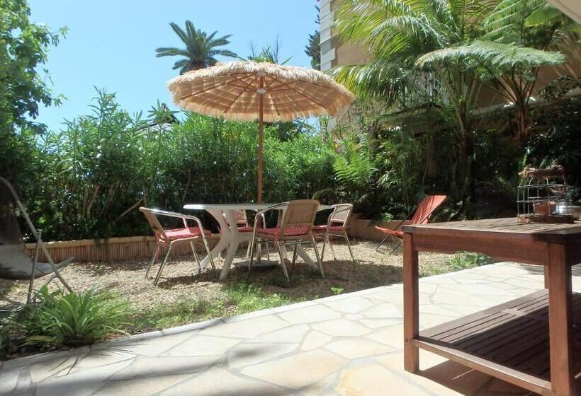 带1个卧室的带阳台的公寓, Residence Veles Plage