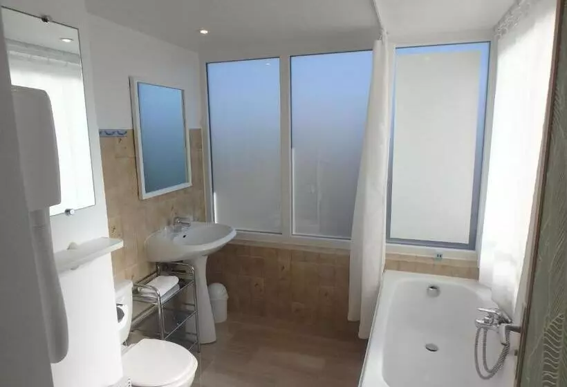Standard-studio Merinäkymä, Residence Veles Plage