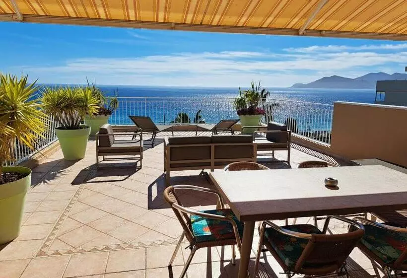 1 Bedroom Apartment with Terrace Sea View, Residence Veles Plage