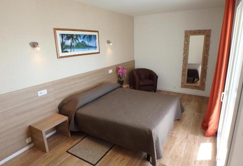 带2个卧室带海景的公寓, Residence Veles Plage