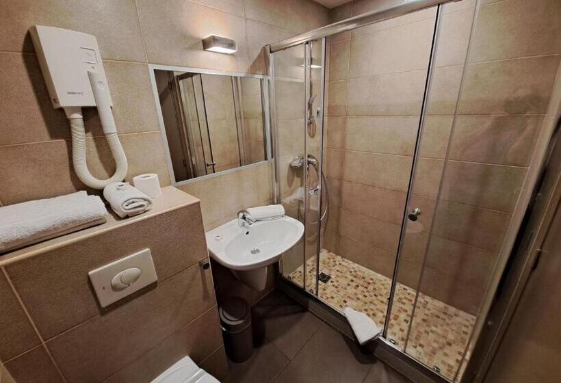 带1个卧室带观景的公寓, Residence Veles Plage