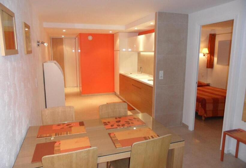 带1个卧室带泳池的公寓, Residence Veles Plage