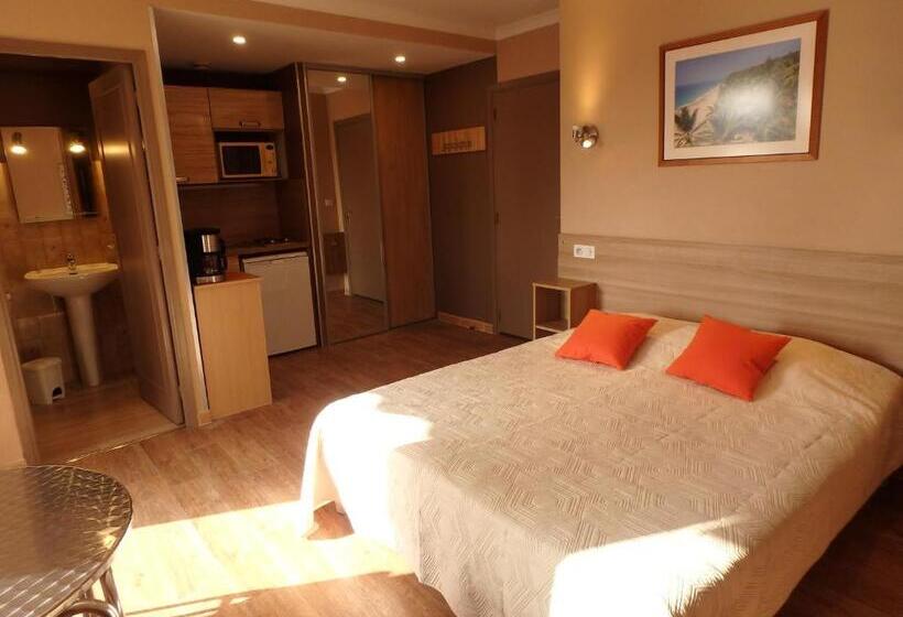 带观景的标准工作室, Residence Veles Plage