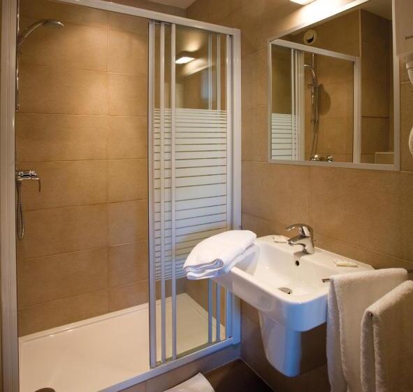 带1个卧室带观景的公寓, Residence Veles Plage