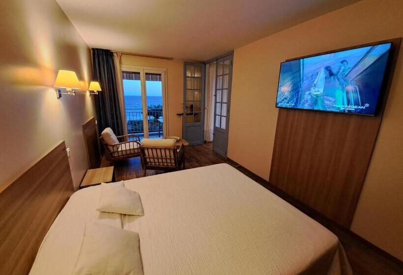 带海景及露台及1个卧室的公寓, Residence Veles Plage