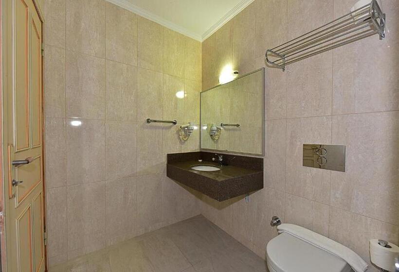 スタンダードスタジオ, Tropicana Beach