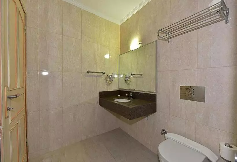 استودیوی استاندارد, Tropicana Beach