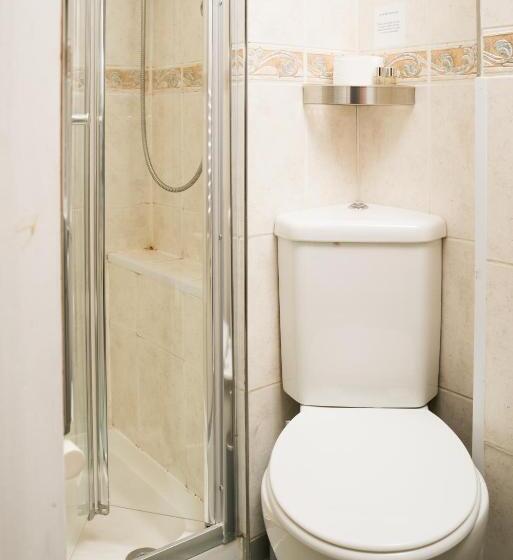 غرفة قياسية, 63