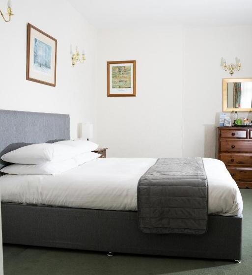 חדר משפחתי, 63