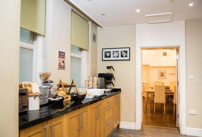 غرفة أساسية فردية, 63