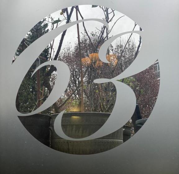 غرفة أساسية فردية, 63