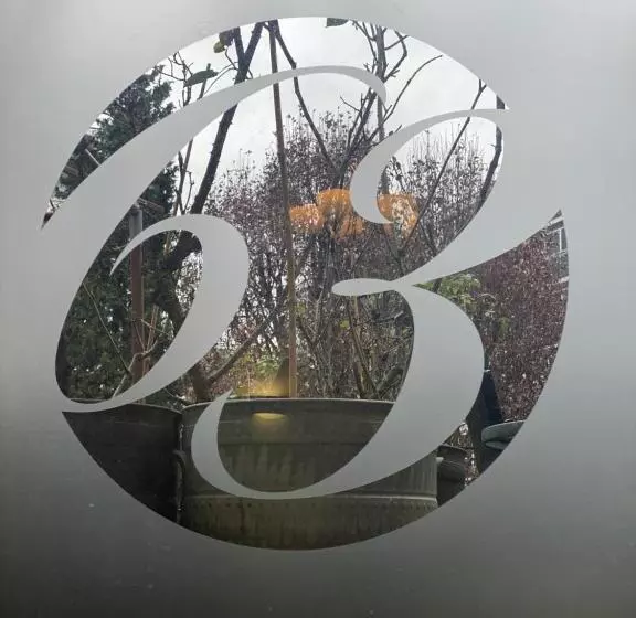 اتاق عادی یک تخته, 63