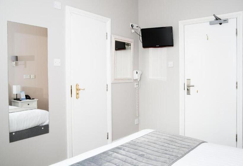 Quarto Estandar Vista Lago, 63