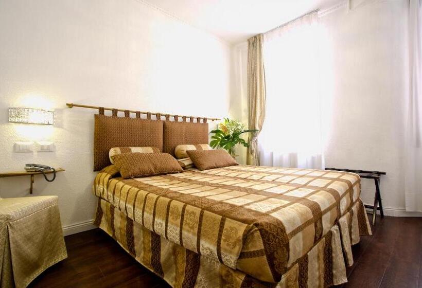 اتاق استاندارد, Albergo Marin