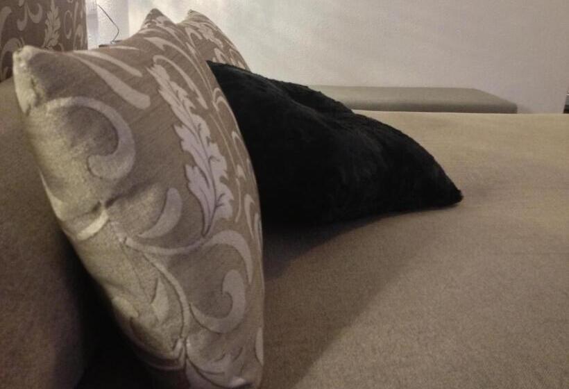 اتاق سوپریور, Albergo Marin