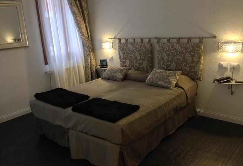 اتاق سوپریور, Albergo Marin