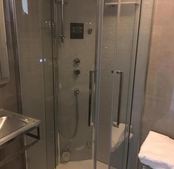 اتاق سوپریور سه تخته, Albergo Marin