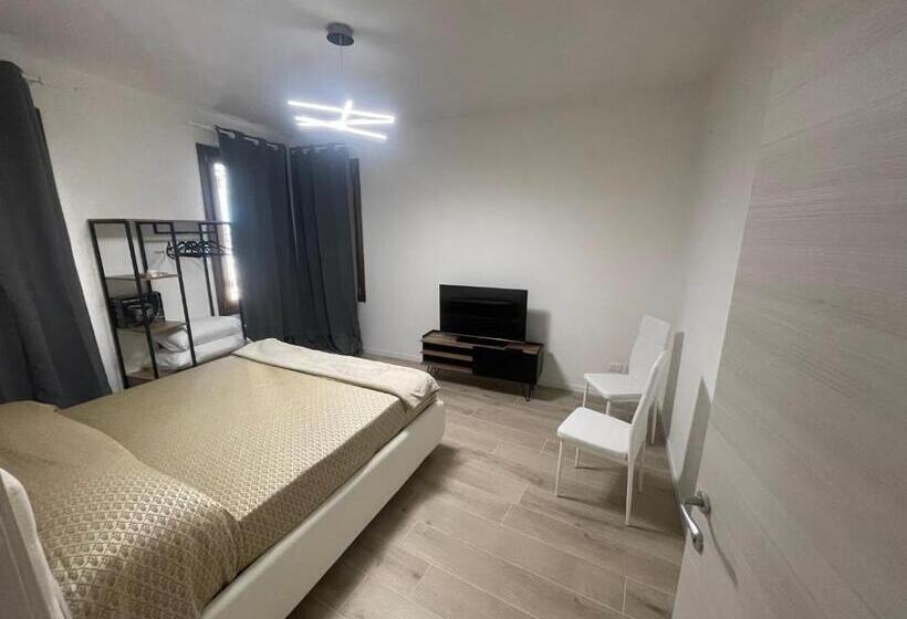 آپارتمان 1 خوابه همکف, Albergo Marin