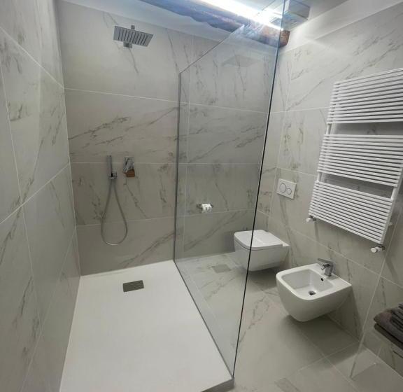 استودیو استاندارد با تراس, Albergo Marin