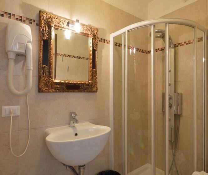 اتاق استاندارد, Albergo Marin