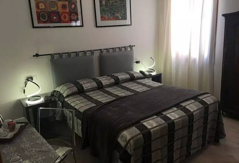 اتاق استاندارد, Albergo Marin