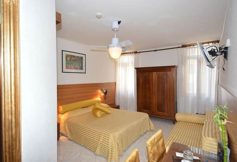 اتاق استاندارد سه نفره, Albergo Marin