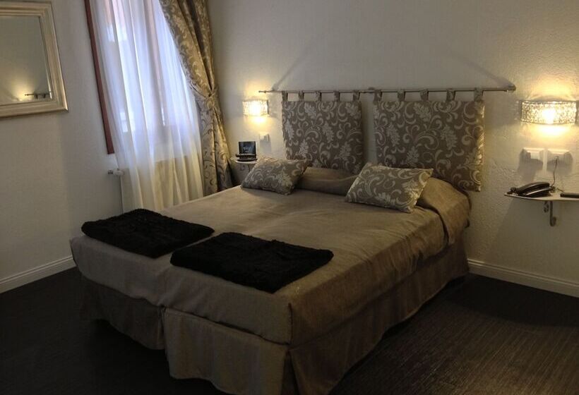 اتاق سوپریور, Albergo Marin