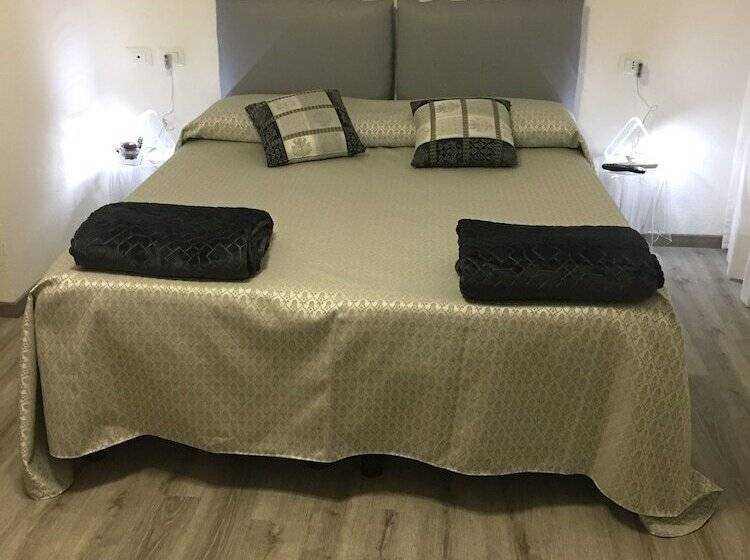 اتاق سوپریور سه تخته, Albergo Marin