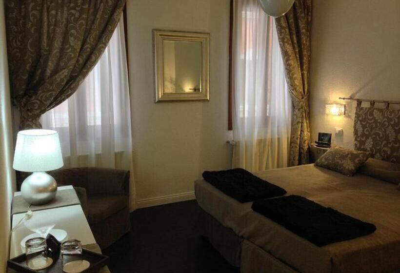 اتاق سوپریور, Albergo Marin