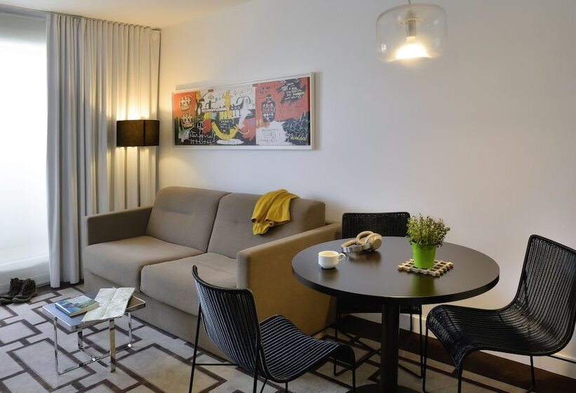 Апартаменты 1 Спальня, Adagio Grenoble Centre