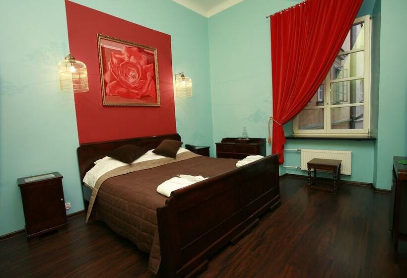Номер Deluxe, Castle Inn