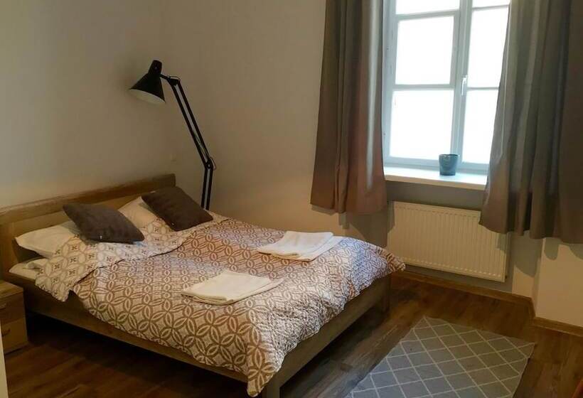 חדר סטנדרט, Castle Inn