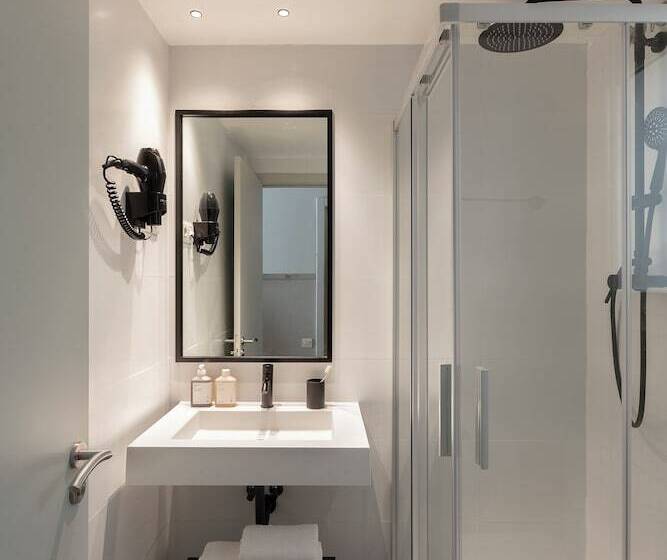Номер Стандарт, Toc Hotel Las Ramblas