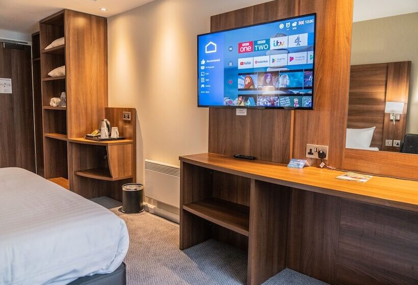 Семейный Номер, Days Inn Wetherby
